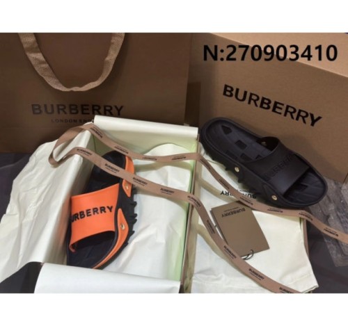(152공장) 버*리 Bucklow 러버 슬라이드 샌들 2컬러