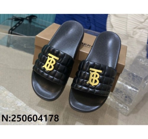 (152공장) 버*리 골드 TB 퀄팅 슬리퍼 블랙