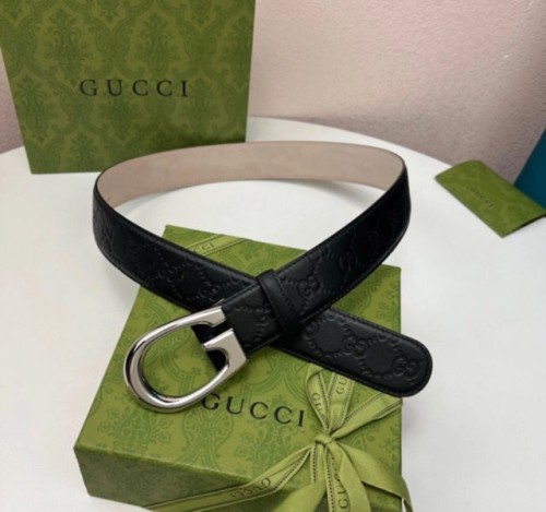 구찌 GG 엠보 로고 벨트 4cm 블랙