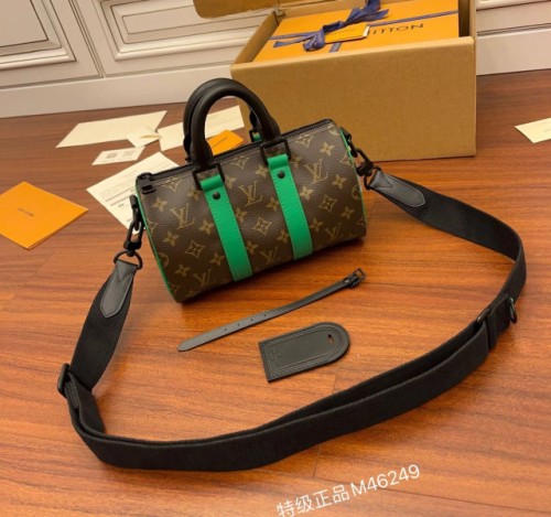 루이비통 키폴 미니 반둘리에 25cm (2COLOR)